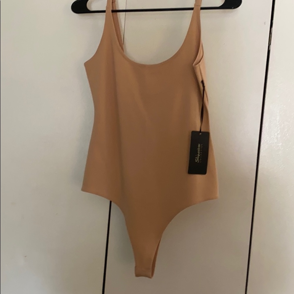 Suit body